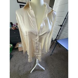 womans FIFTY STREET long sleeve top NEW. MED